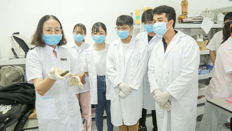 sinh-vien-y-da-tung-hoi-han-khi-theo-nganh-minh-dang-hoc